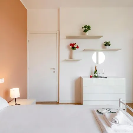 Omodeo, 19 - Ampio E Panoramico Apartment Milan Exterior photo